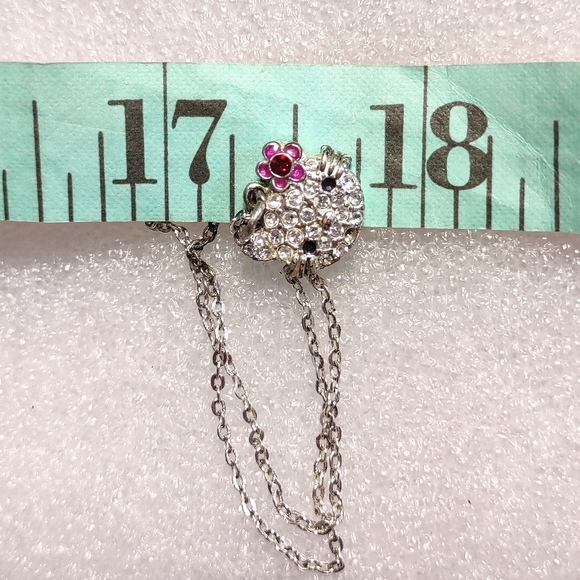 Hello Kitty Crystal Pendant - Picture 13 of 14